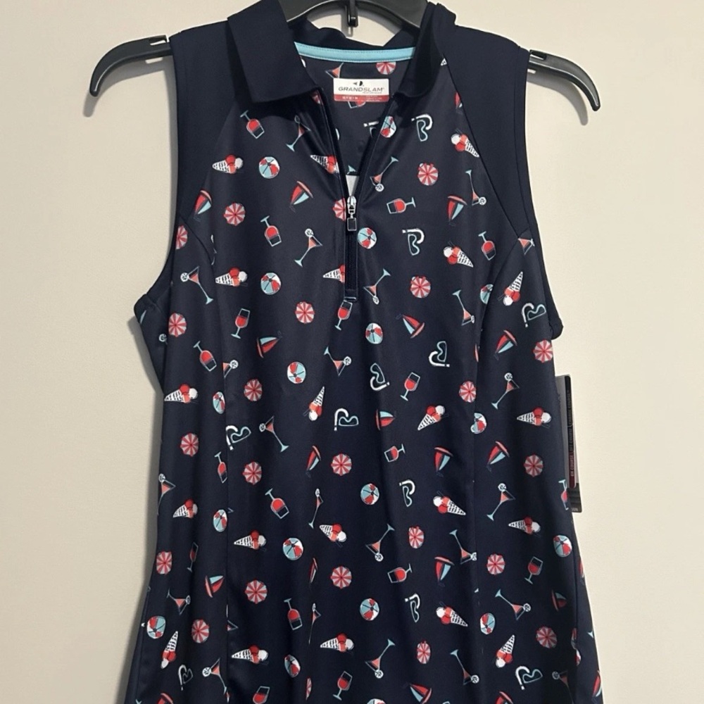New! Women’s Medium Golf Polo Tank Navy Cocktail Wine Print NWT